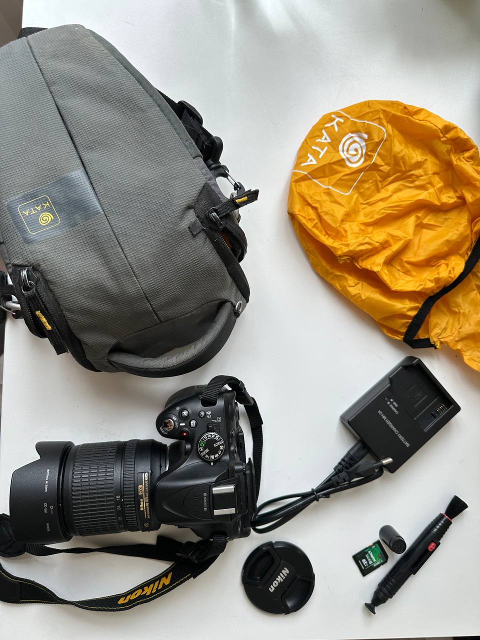 Фотоаппарат Nikon D5200 с объективом 18-105mm