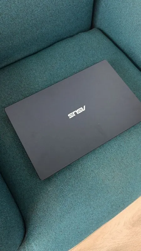 Ноутбук ASUS VivoBook (2023)