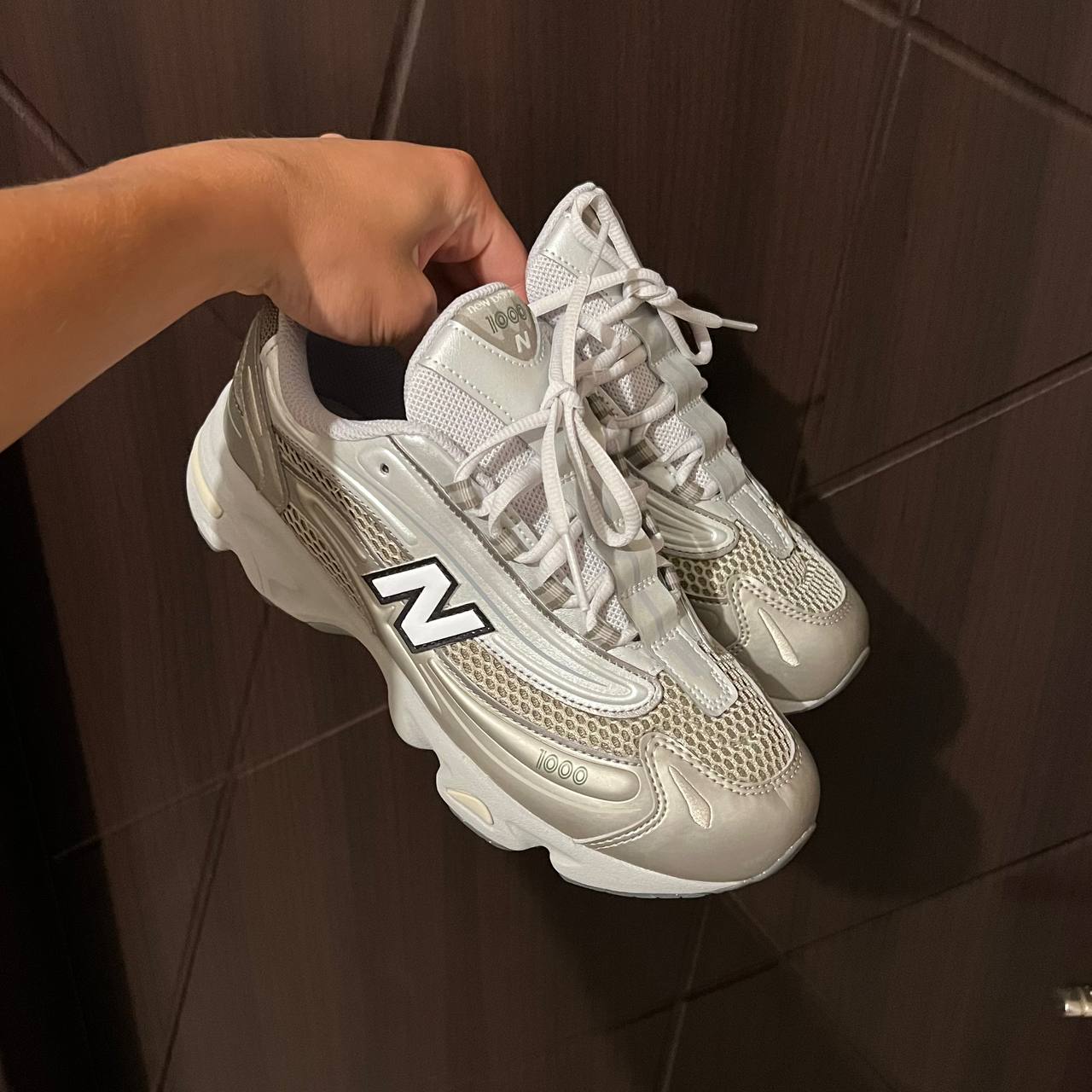 New Balance 1000