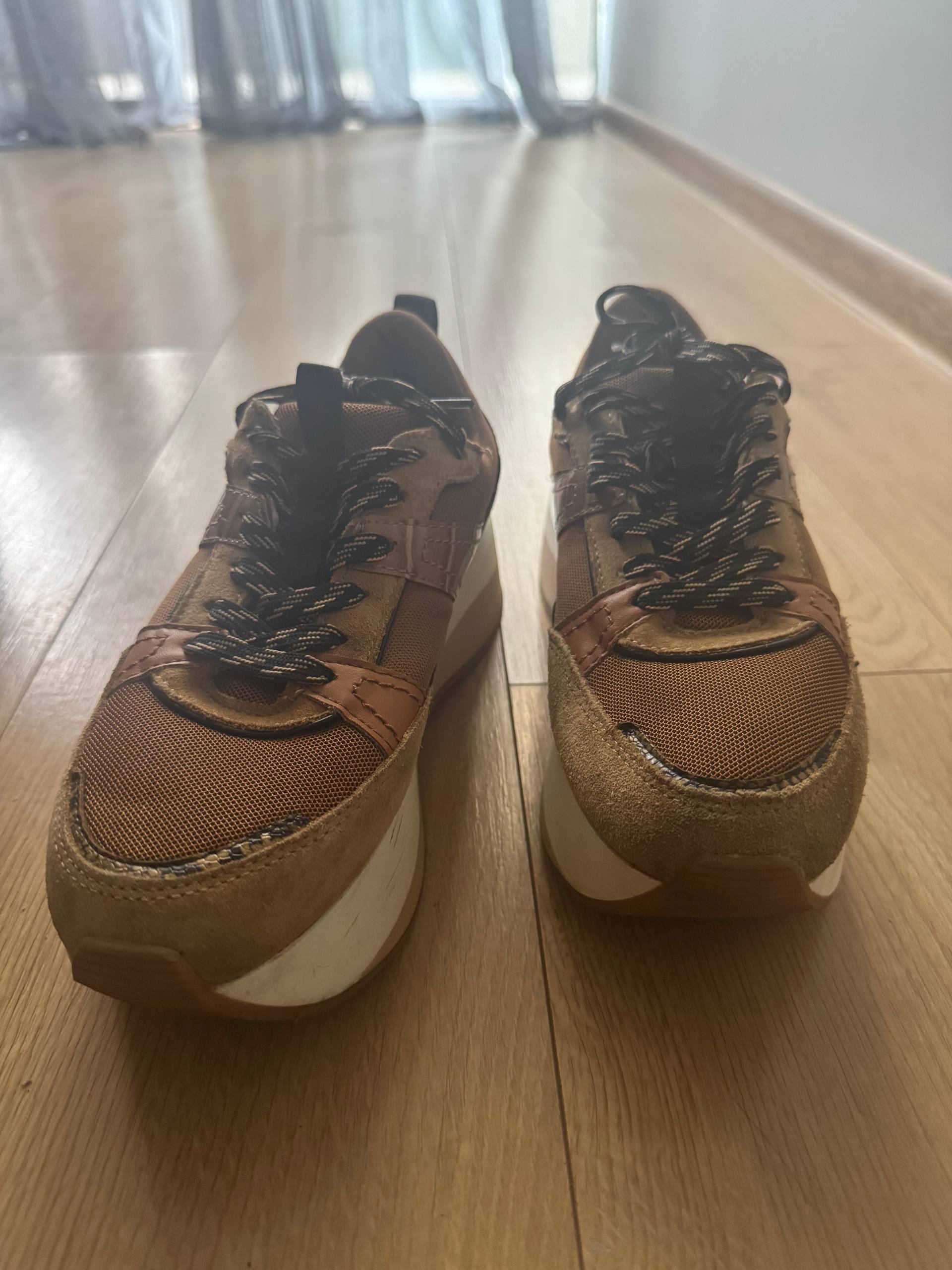 Кроссовки Zara 39 р.