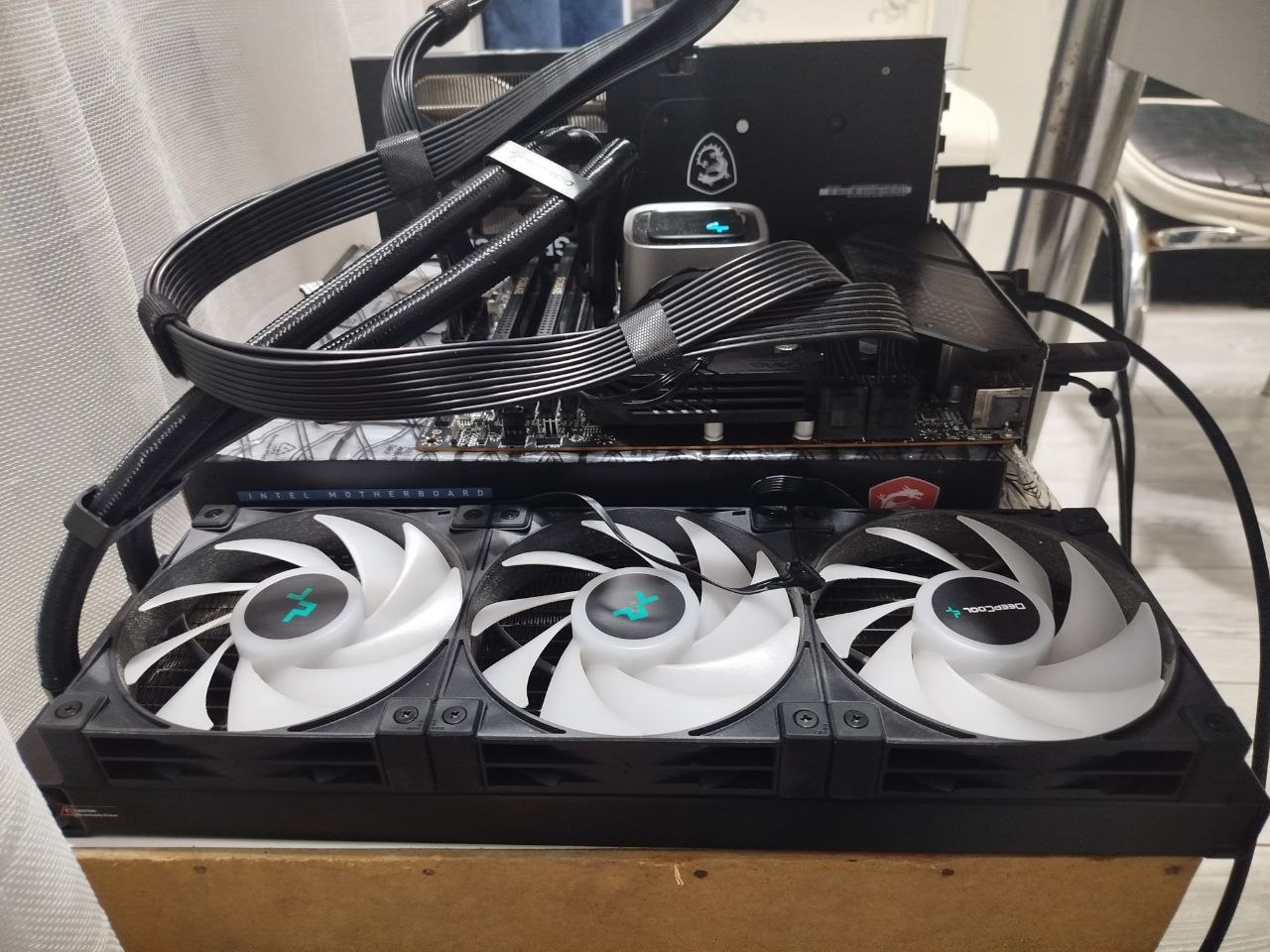 Система жидкостного охлаждения DeepCool LS 720