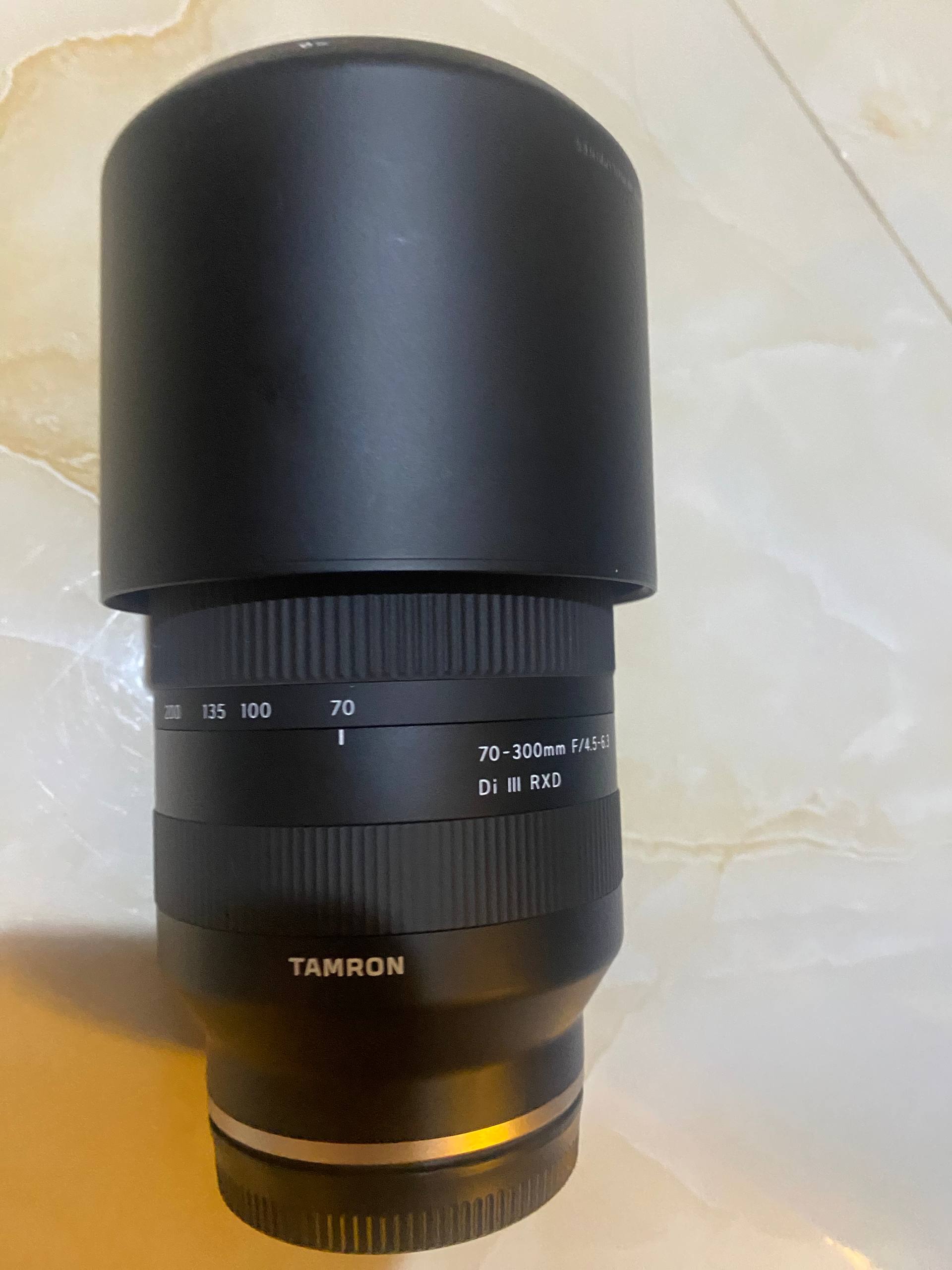 Объектив Tamron 70-300mm F/4.5-6.3 Di RXD для камер Sony