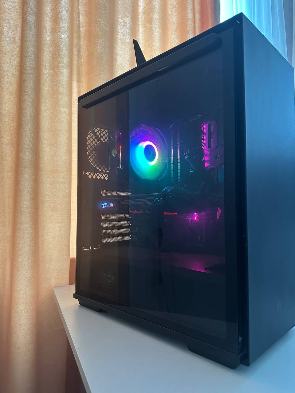 Персональный компьютер Intel Core i9-9900, 32GB RAM, GTX 1080 8GB, 500GB SSD, 8TB HDD
