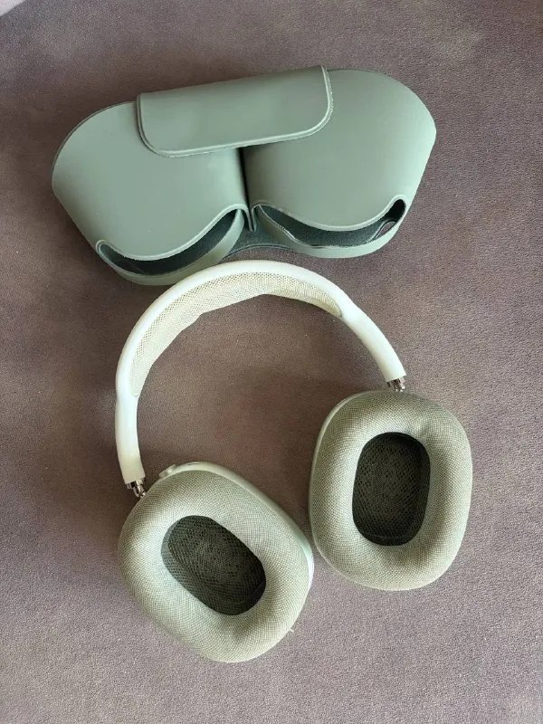 AirPods Max