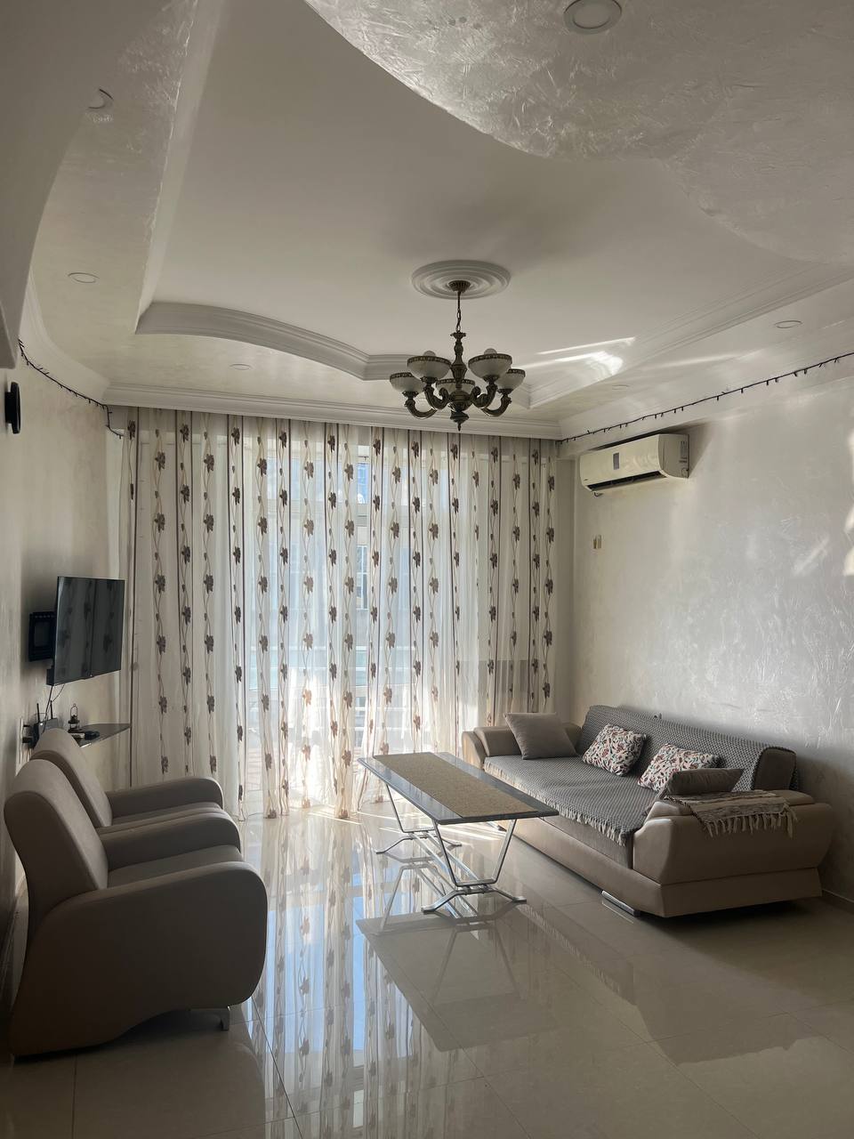 2-комнатная квартира 84 м², ул. Гаргиладзе 82