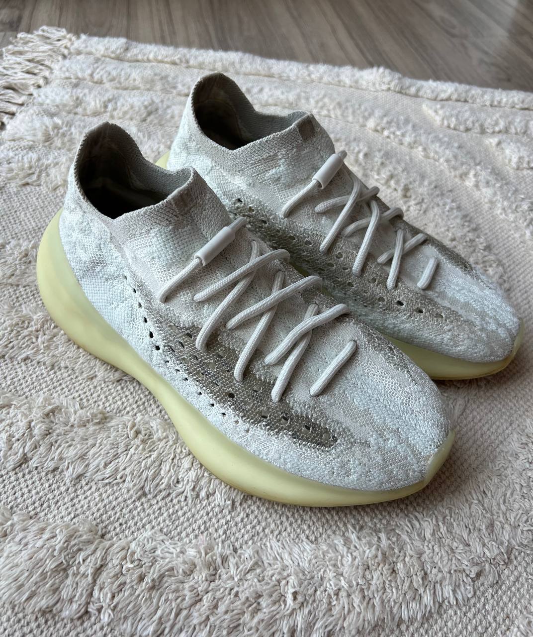 Кроссовки Adidas Yeezy Boost 380 "Calcite Glow"