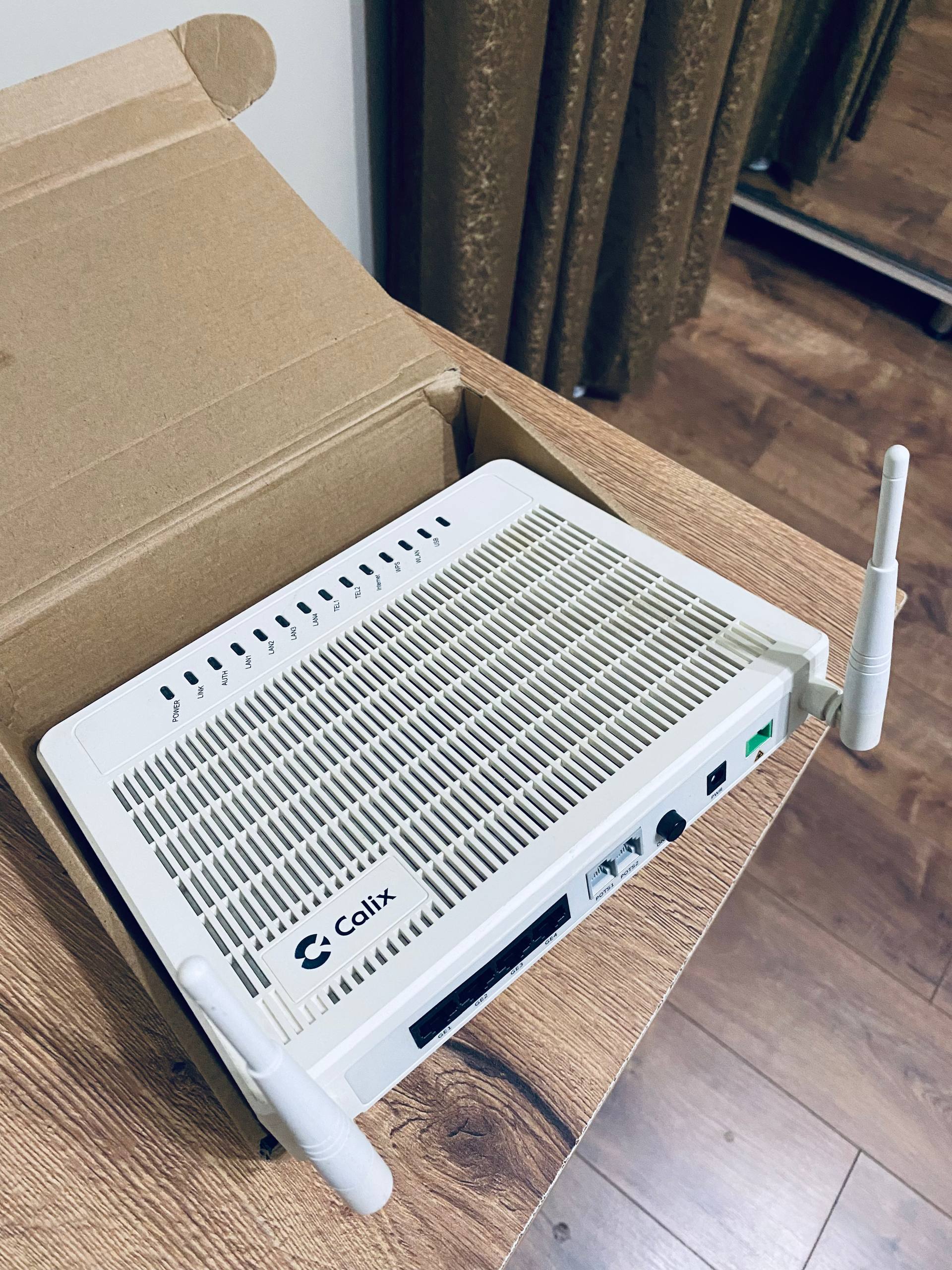 Wi-Fi роутер Calix T073G