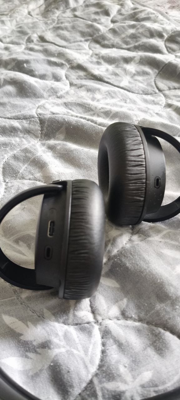 Наушники JBL Tune 670 NC