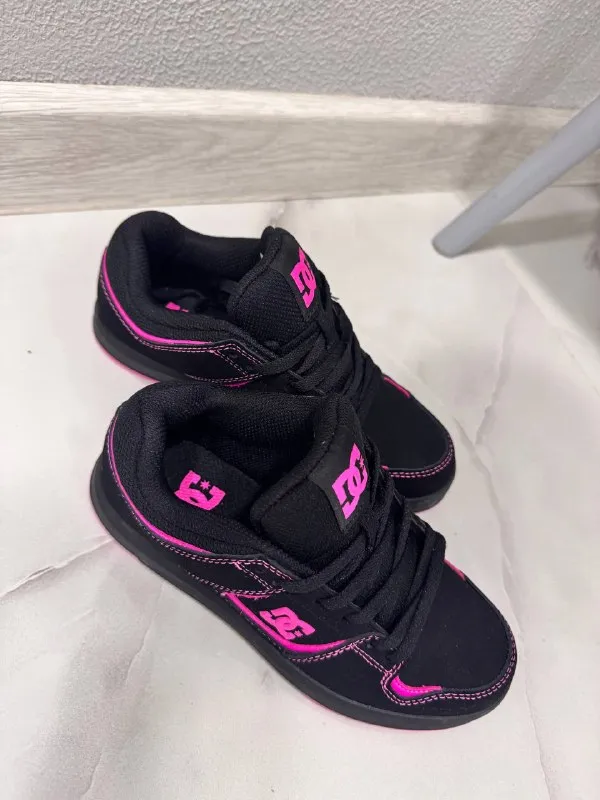 DC Shoes