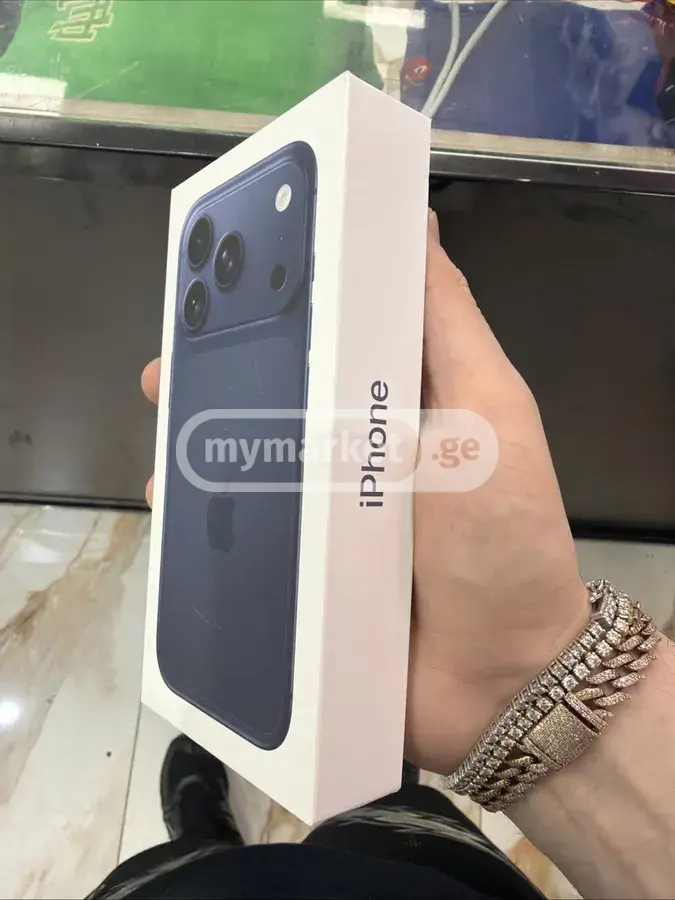 Мобильный телефон Apple