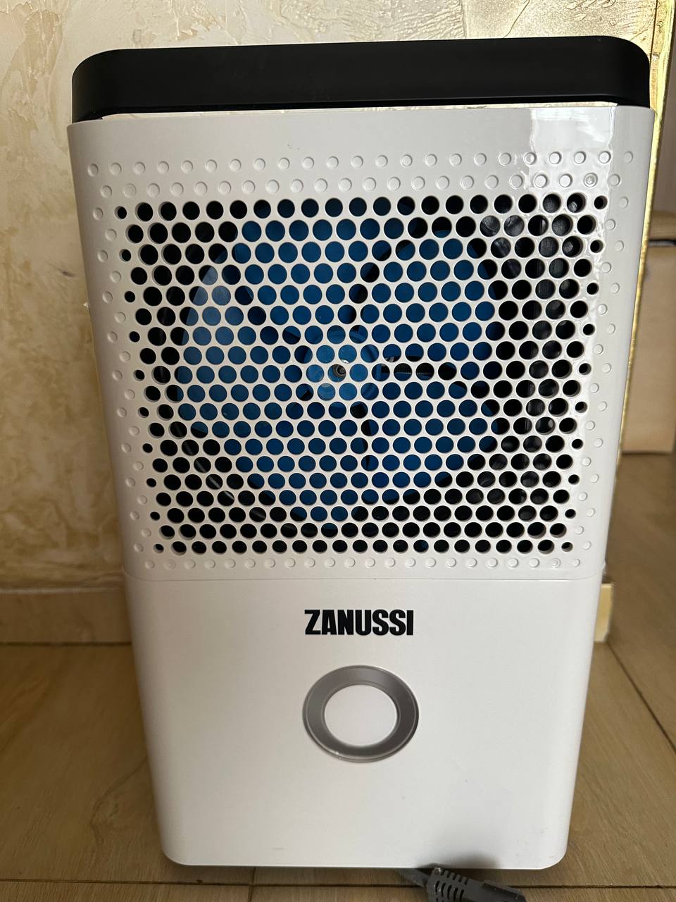 Осушитель воздуха Zanussi ZDH-12L