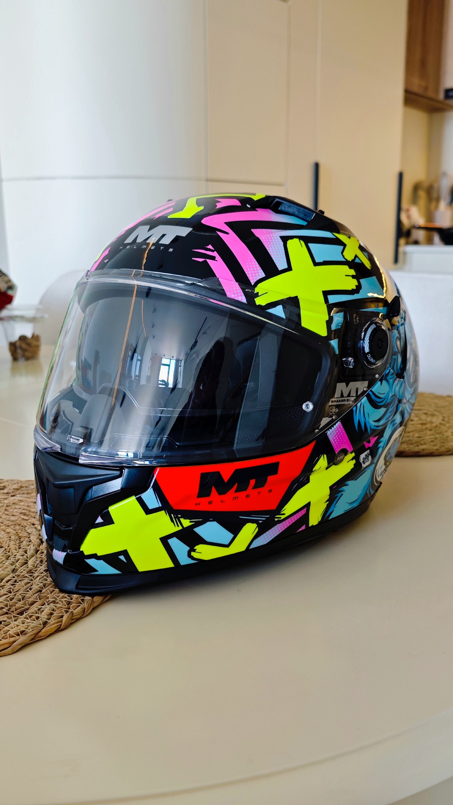 новый шлем MT Braker SV - Crazy Teddy Gloss Multi