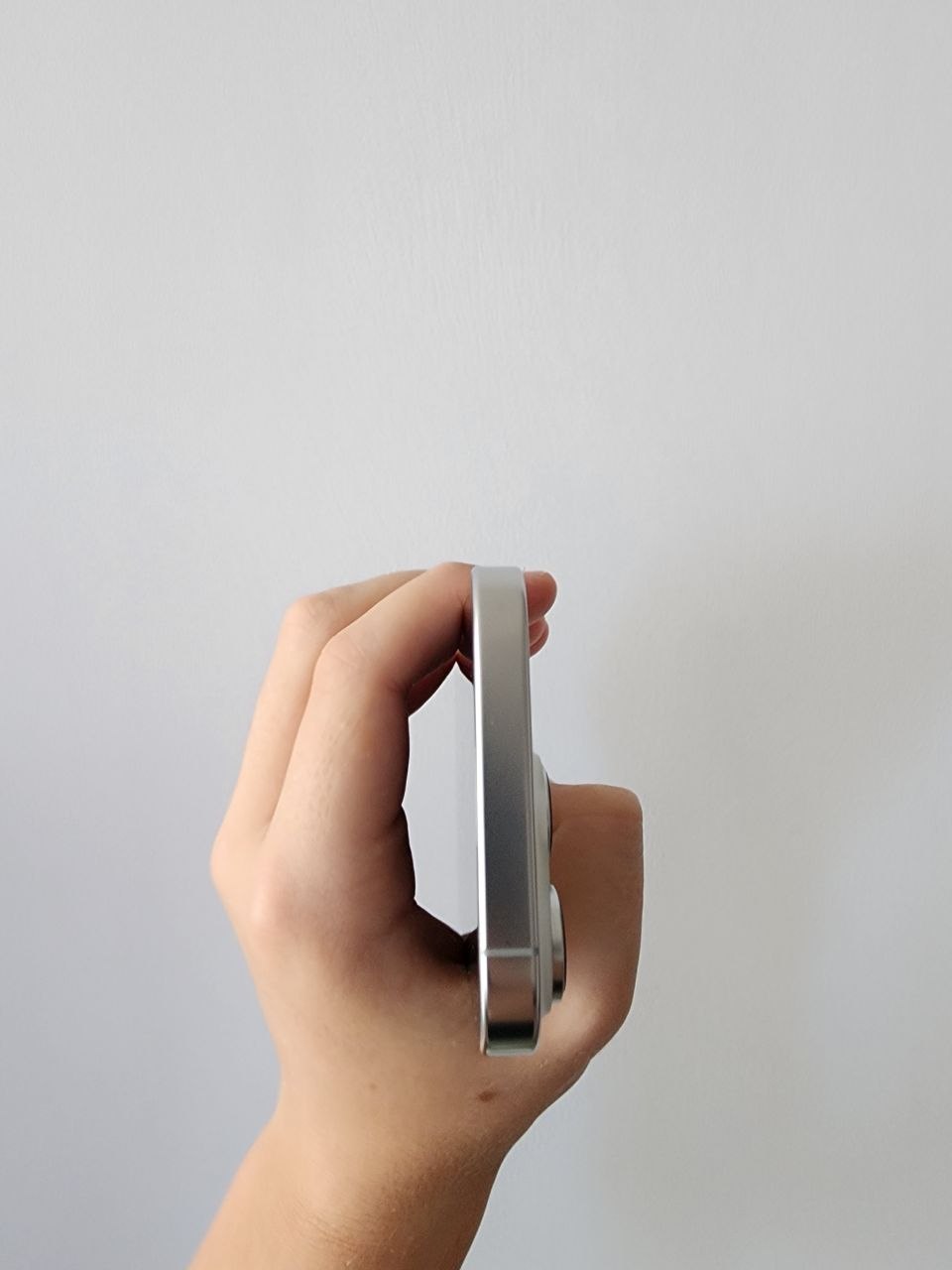 iPhone 16 Pro 128GB (White Titanium / Белый титан) photo 6