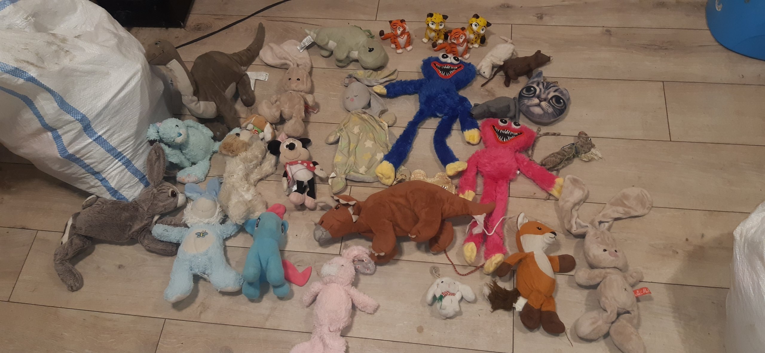 Игрушки
