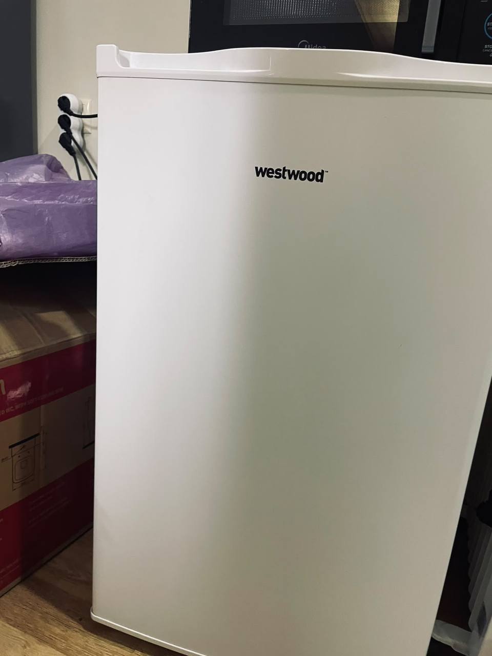 Холодильник Westwood