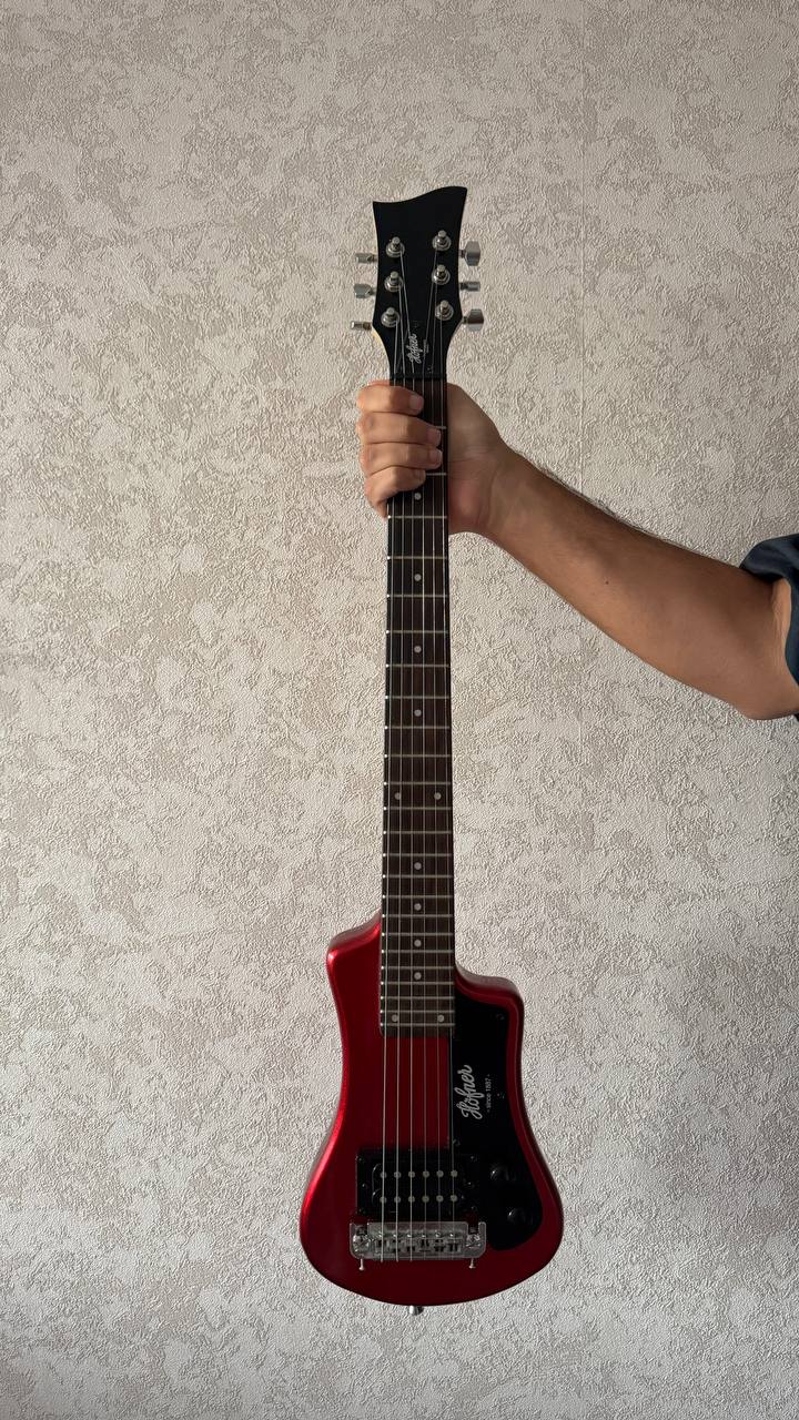 Электрогитара Höfner Shorty