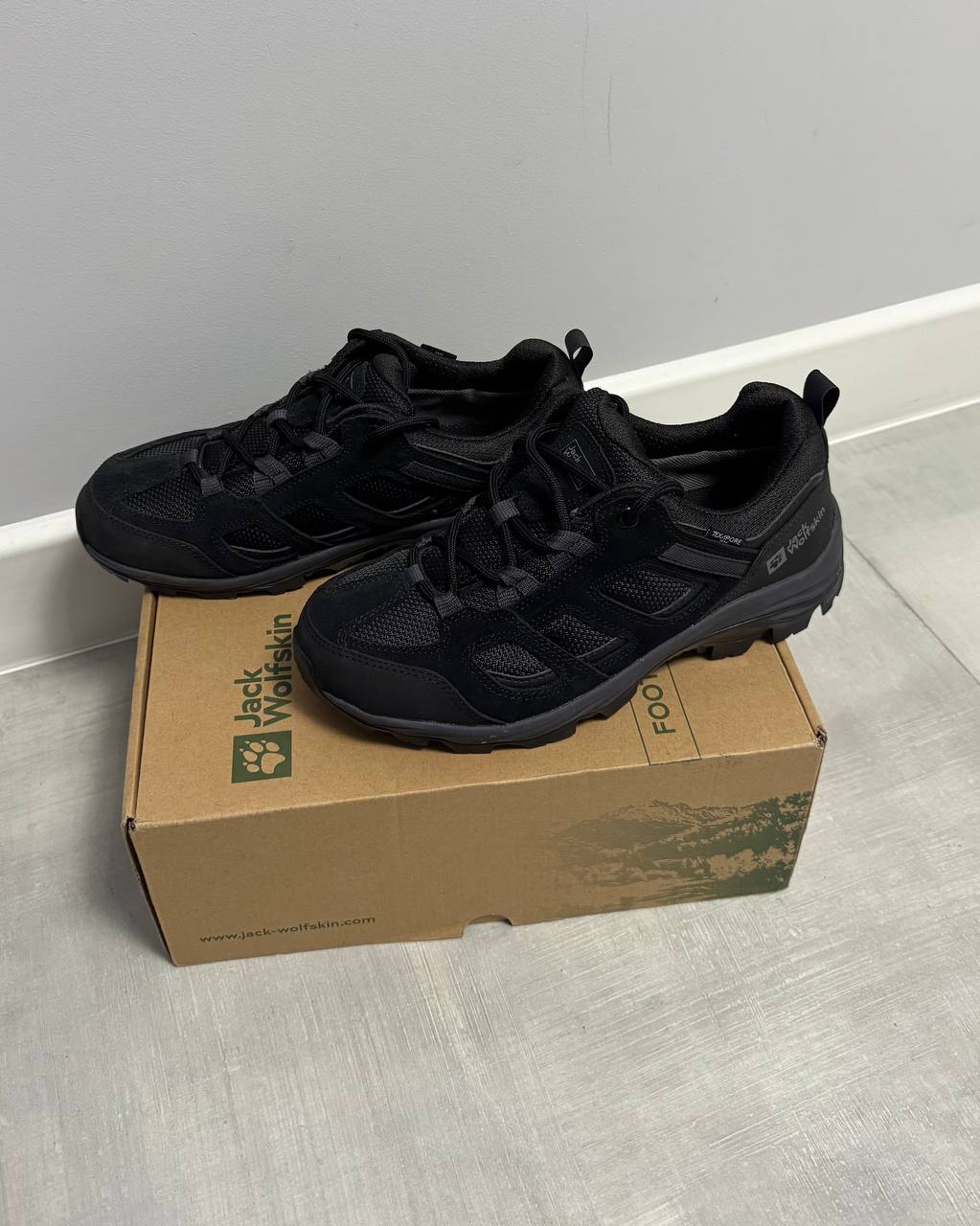 Трекинговые ботинки Jack Wolfskin