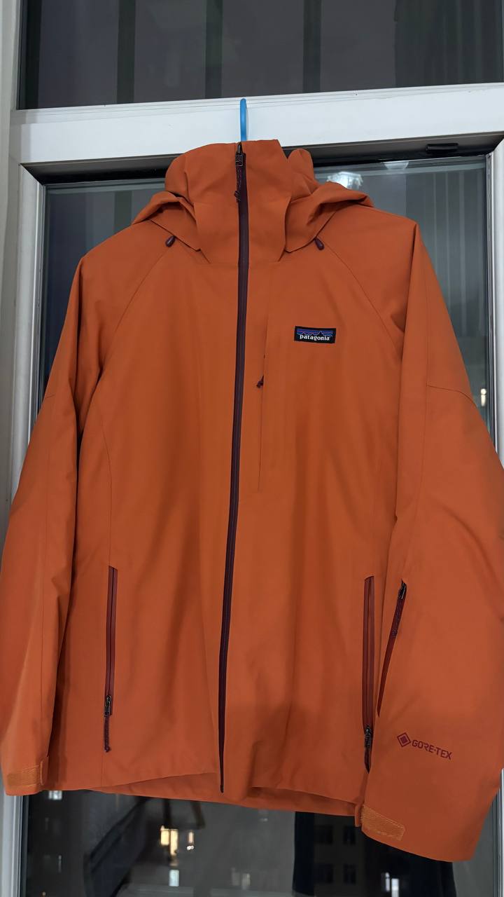 Горнолыжная куртка женская PATAGONIA GORE TEX