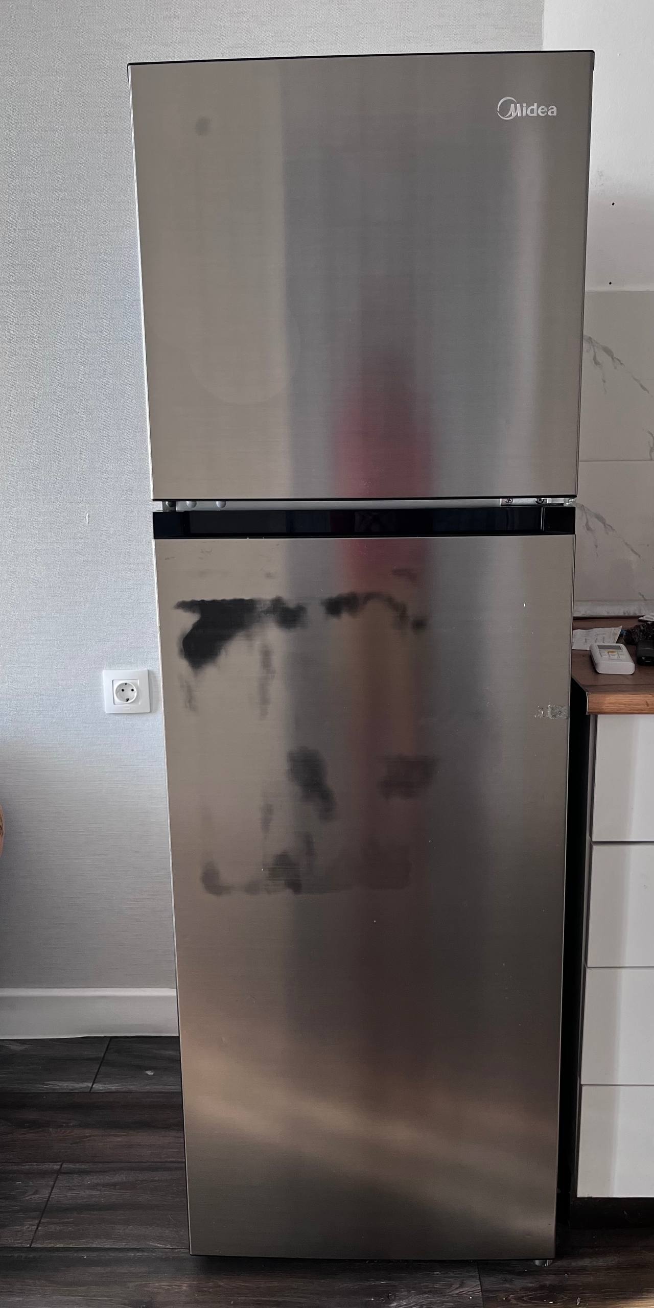Холодильник Midea