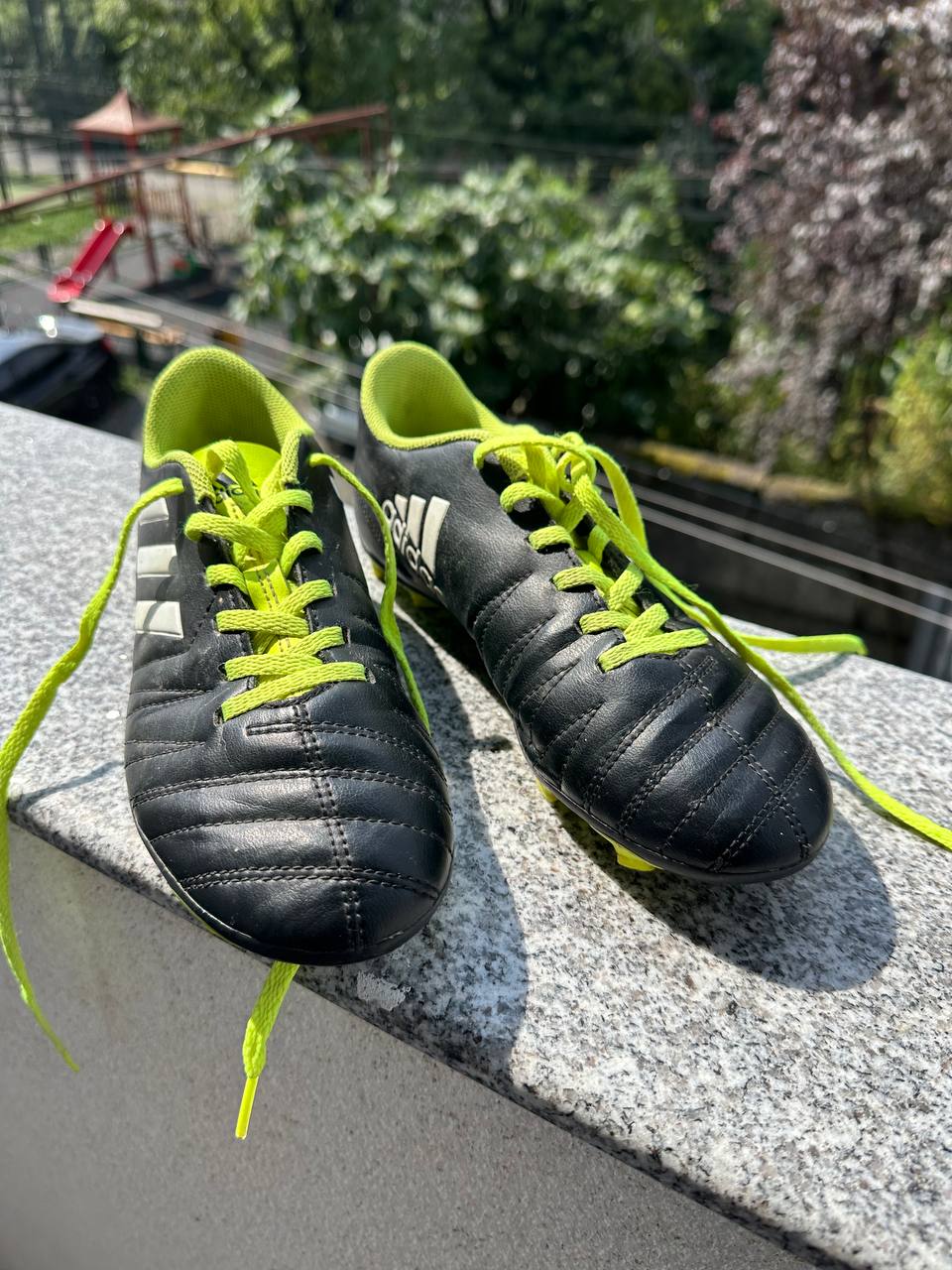 Футбольные бутсы Adidas