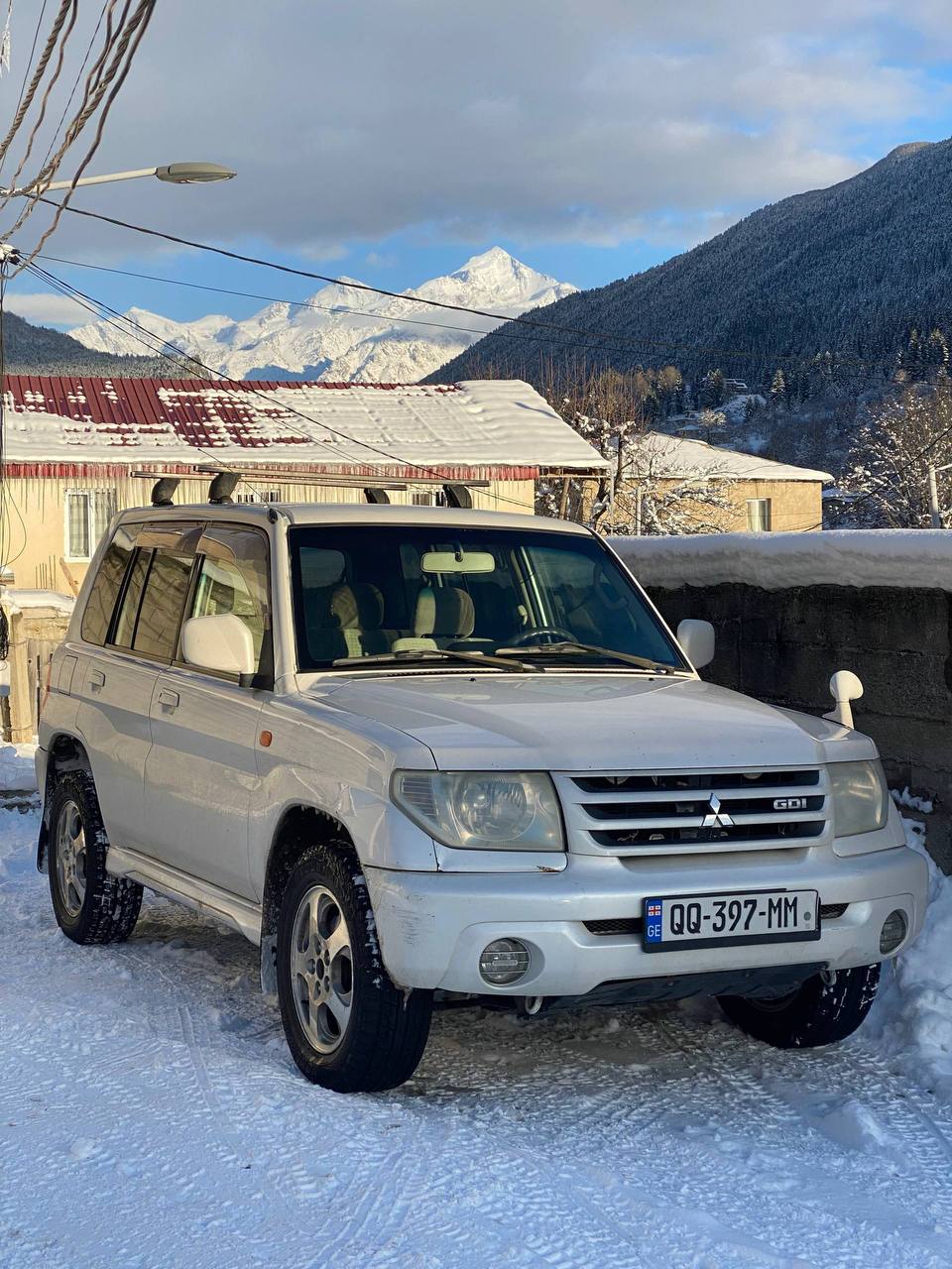 Mitsubishi Pajero IO