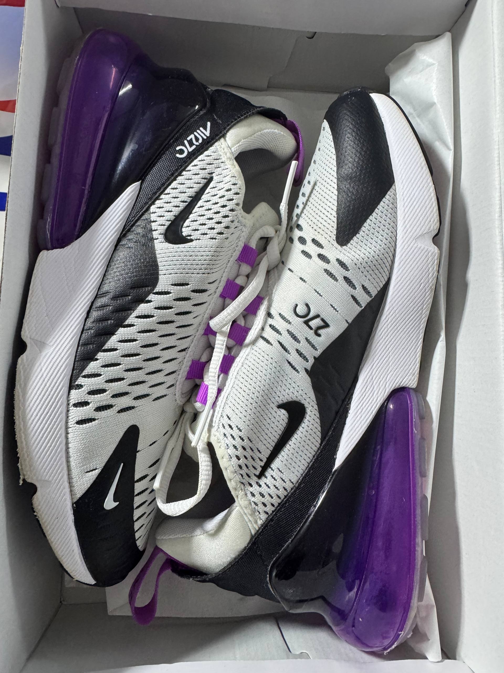 Кроссовки Nike Air Max 270