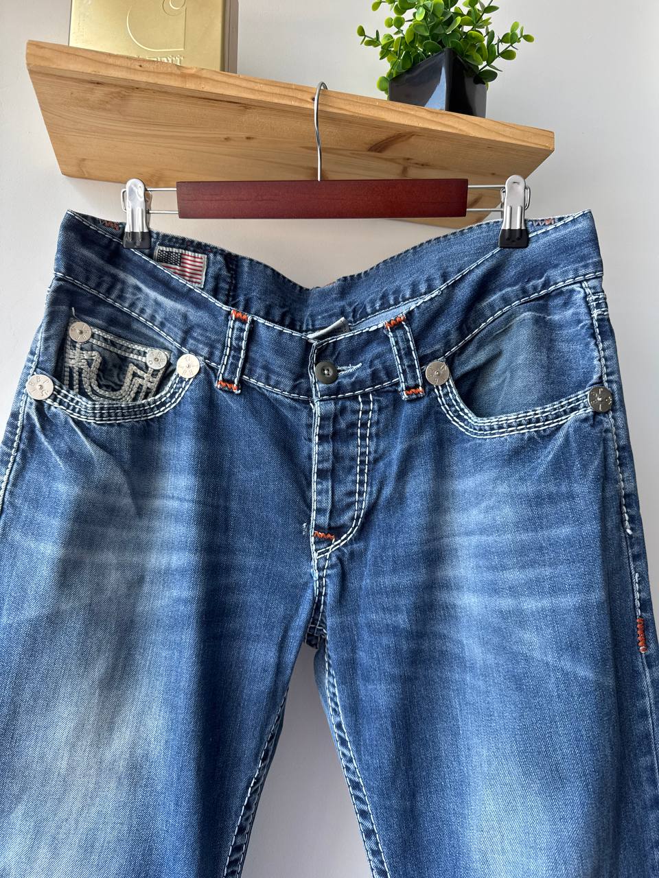 Джинсы True Religion