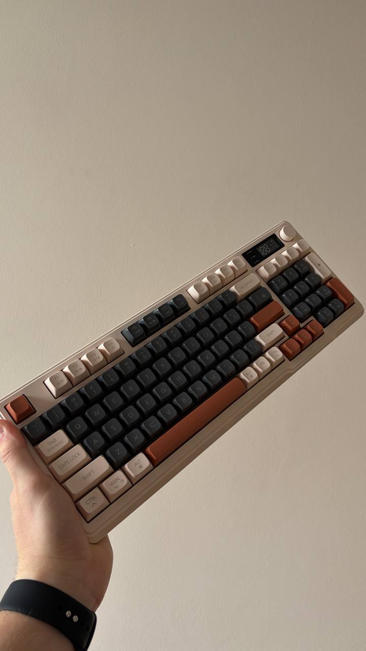 Беспроводная клавиатура FREEWOLF M96
