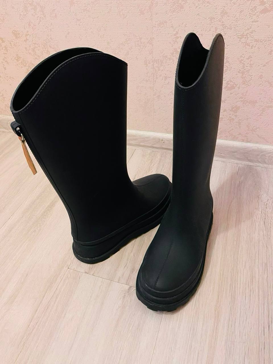 Резиновые сапоги женские