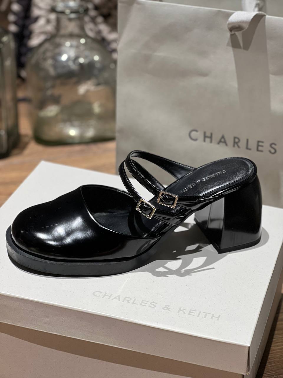 Туфли Charles & Keith