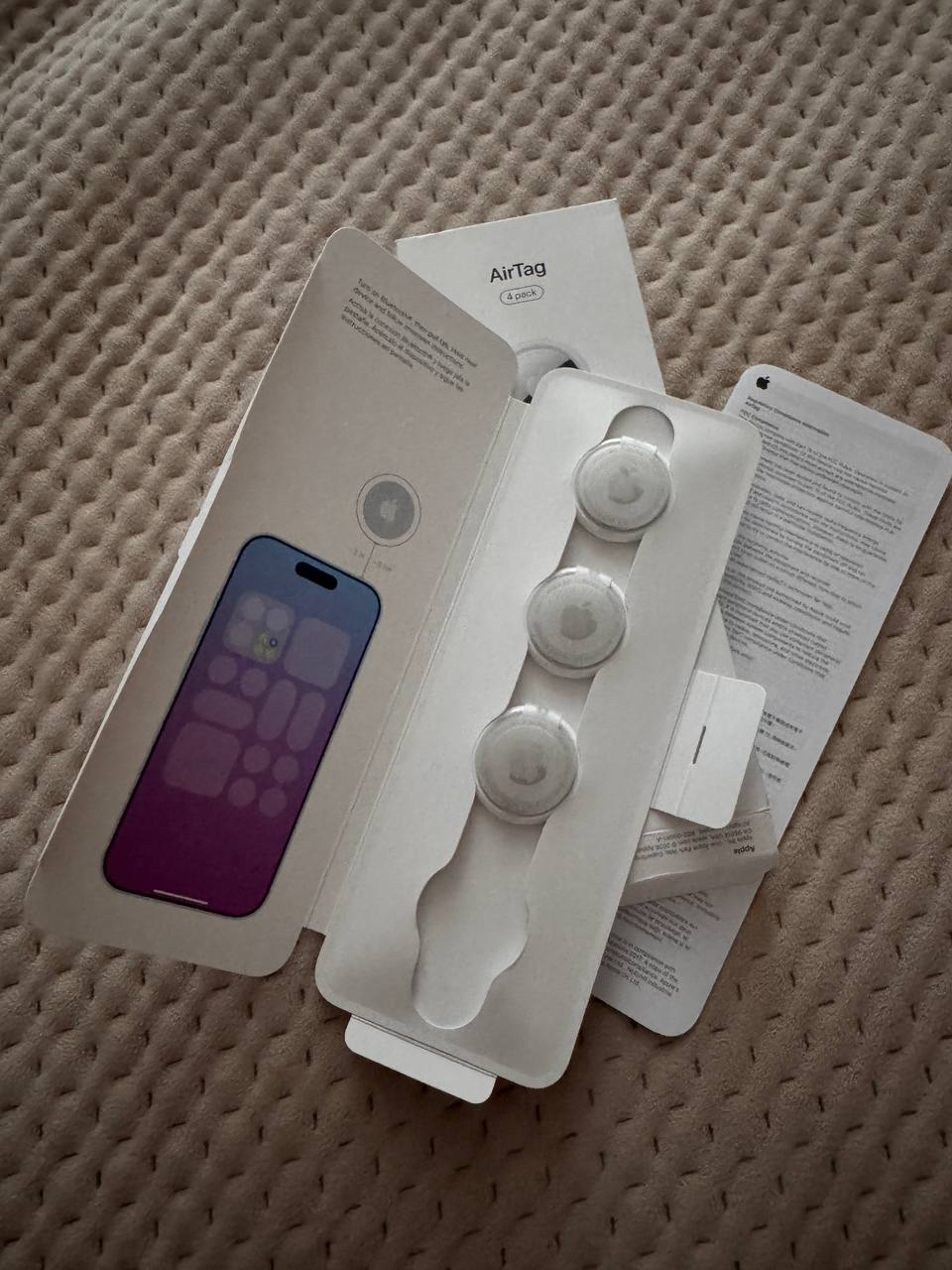 Apple AirTag 2 поколение