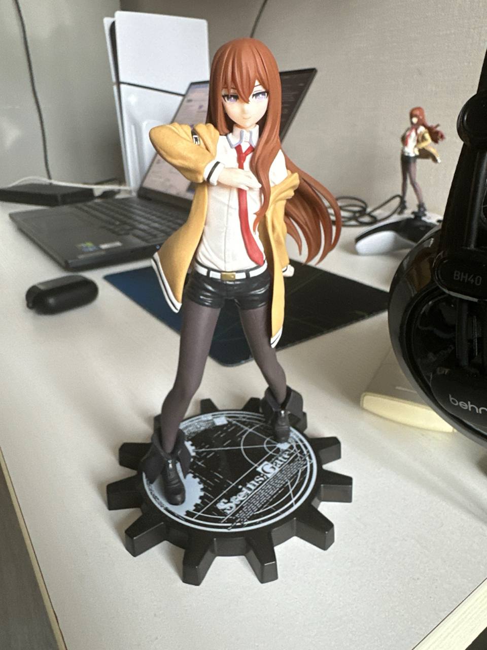 Фигурка Макисе Курису из Steins Gate