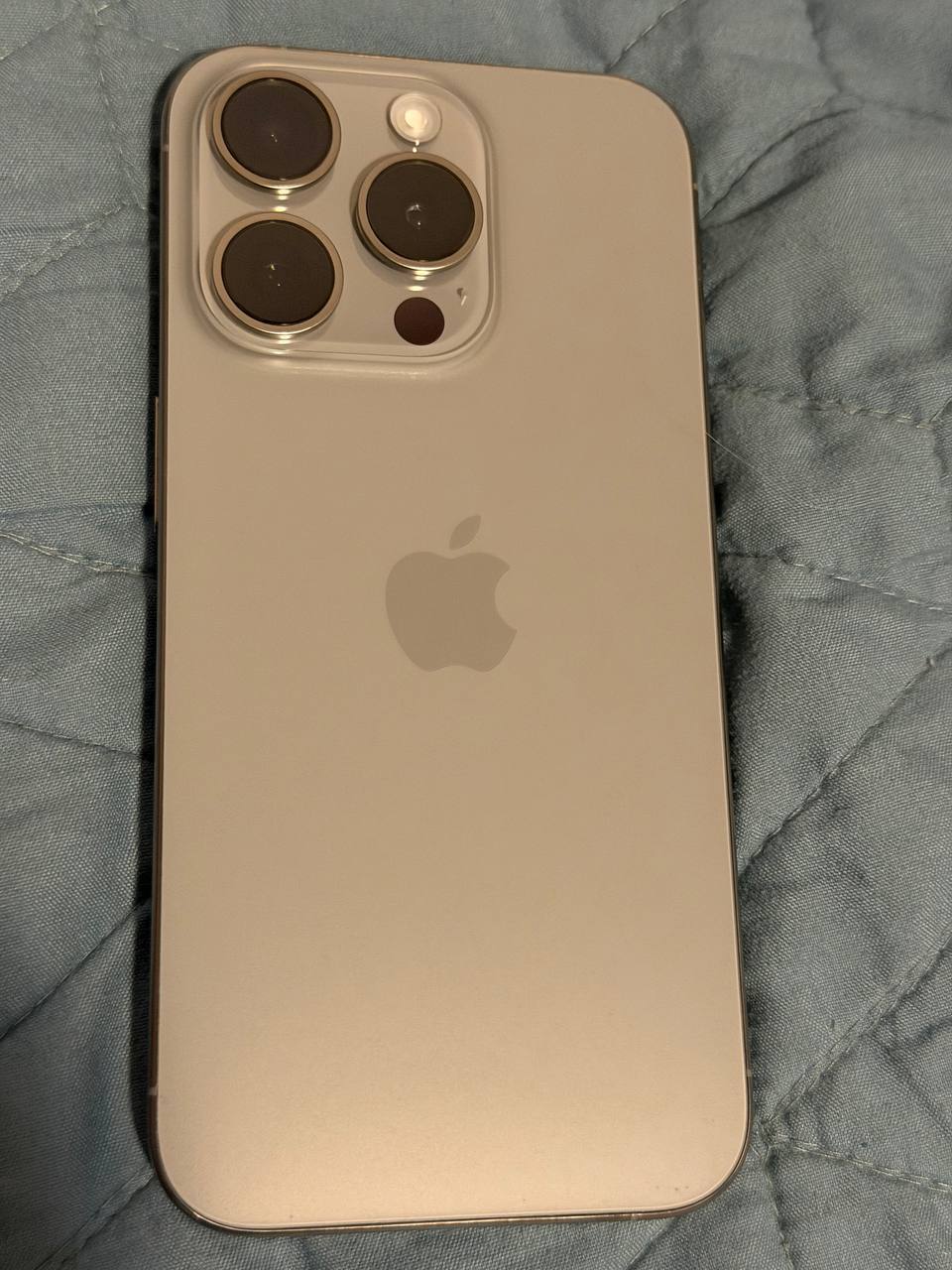 iPhone 15 Pro 128GB Natural Titanium