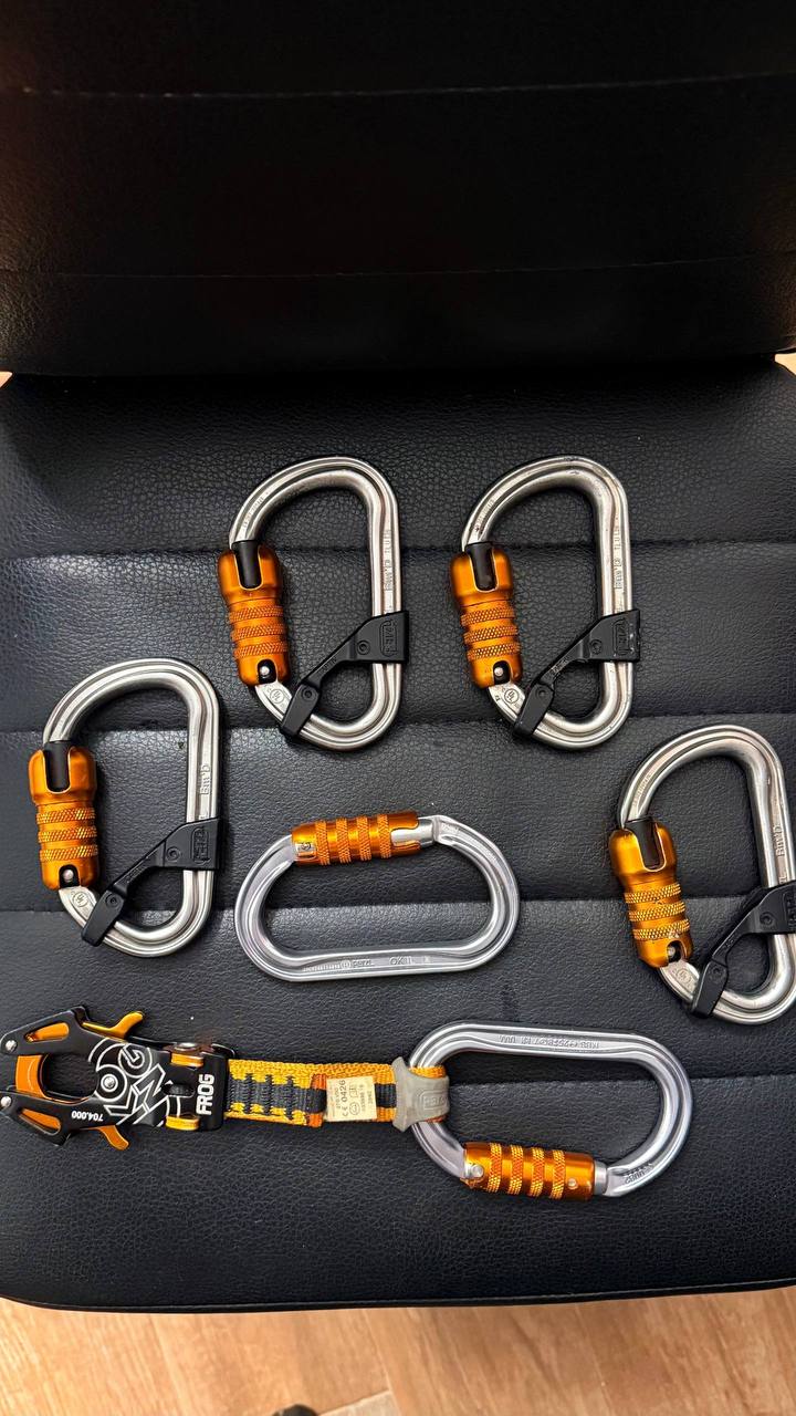 Комплект страховочного снаряжения Petzl / KONG