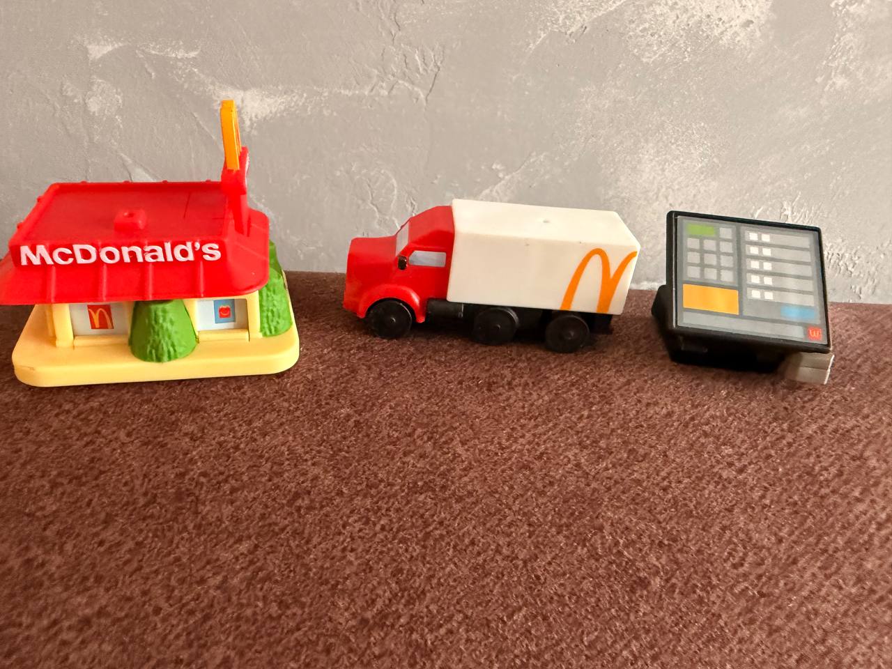 Игрушки из Макдоналдса