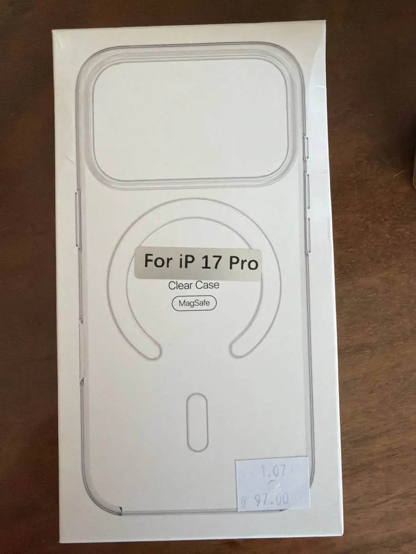 Чехол для iPhone 17 Pro