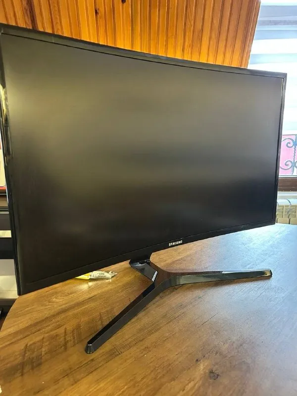 монитор Samsung