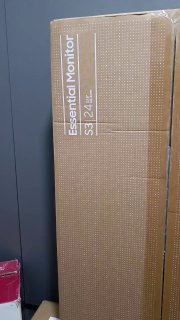 Комплект из 4 устройств: мониторы Samsung и телевизоры Axen