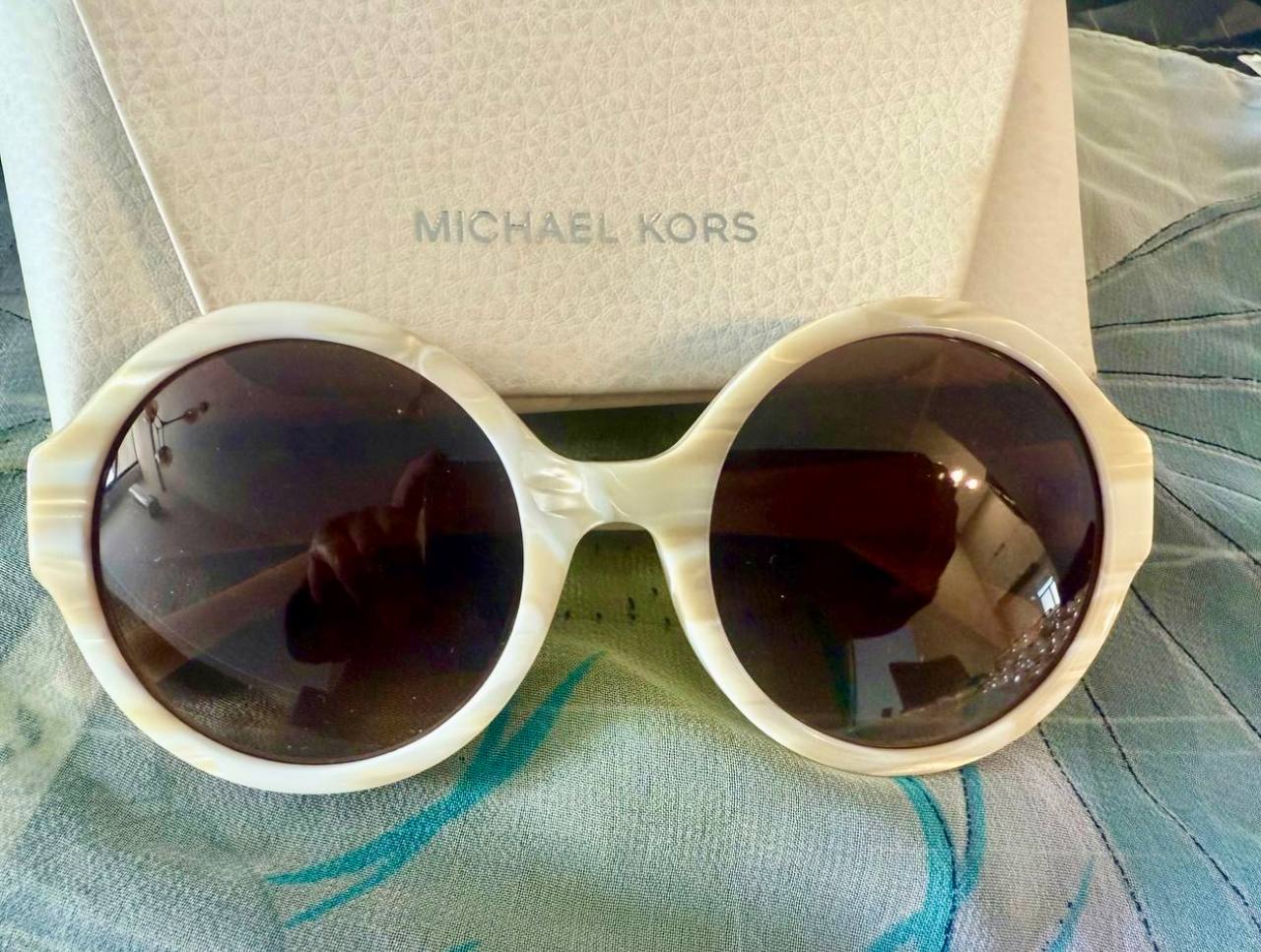 Очки Michael Kors