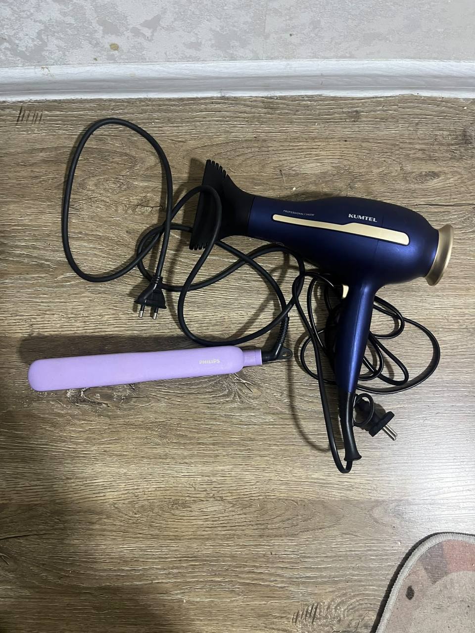 Выпрямитель для волос Philips