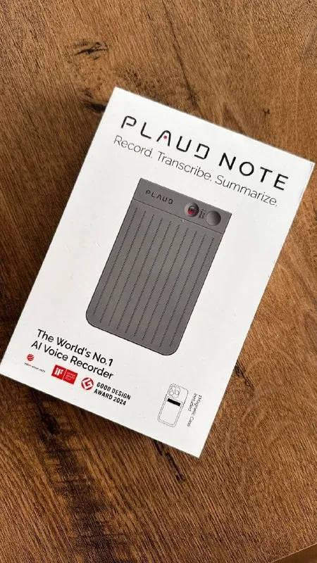 PLAUD NOTE — AI-диктофон