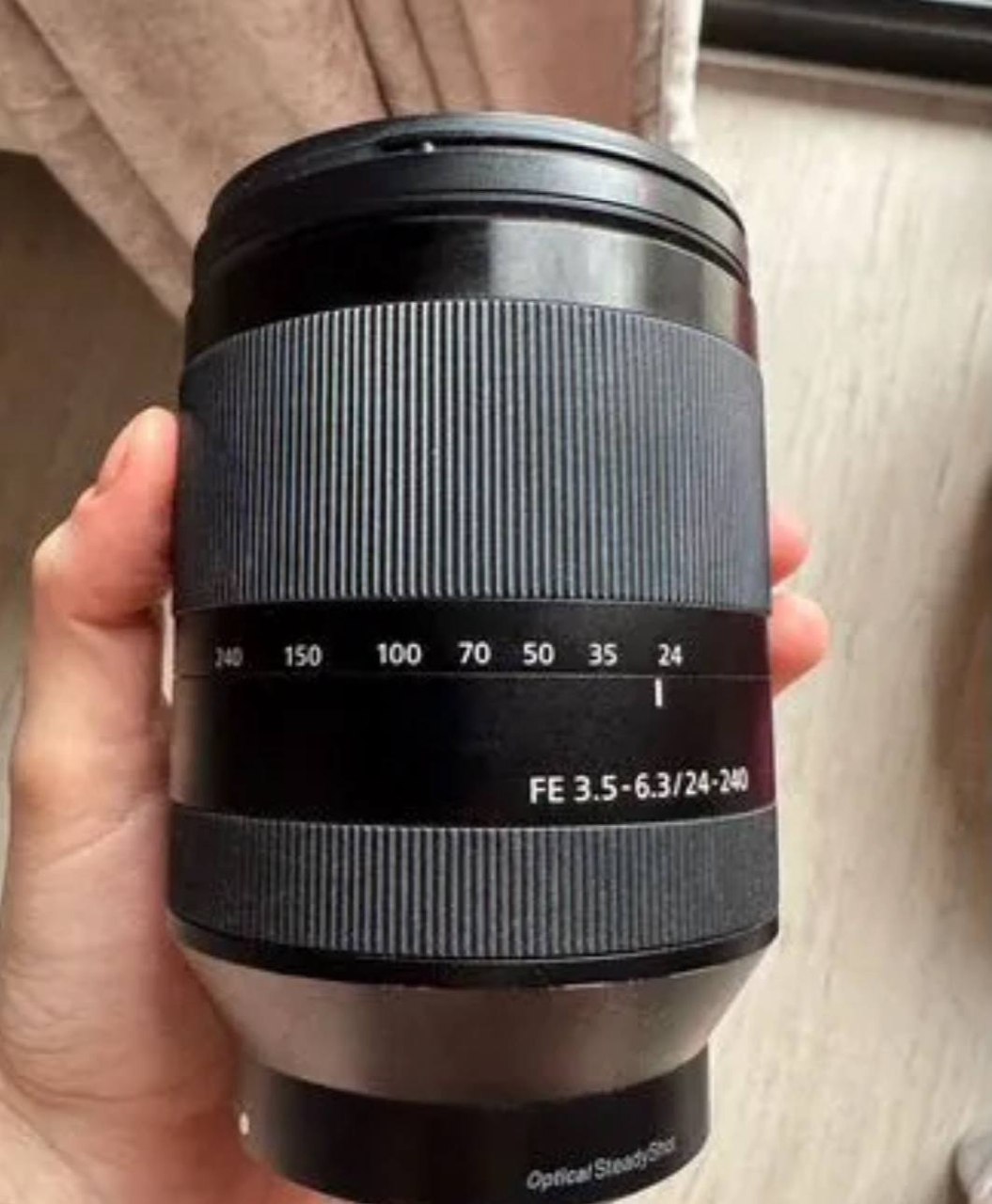 Фотоаппарат Sony Alpha 5100 с китовым объективом и аккумулятором