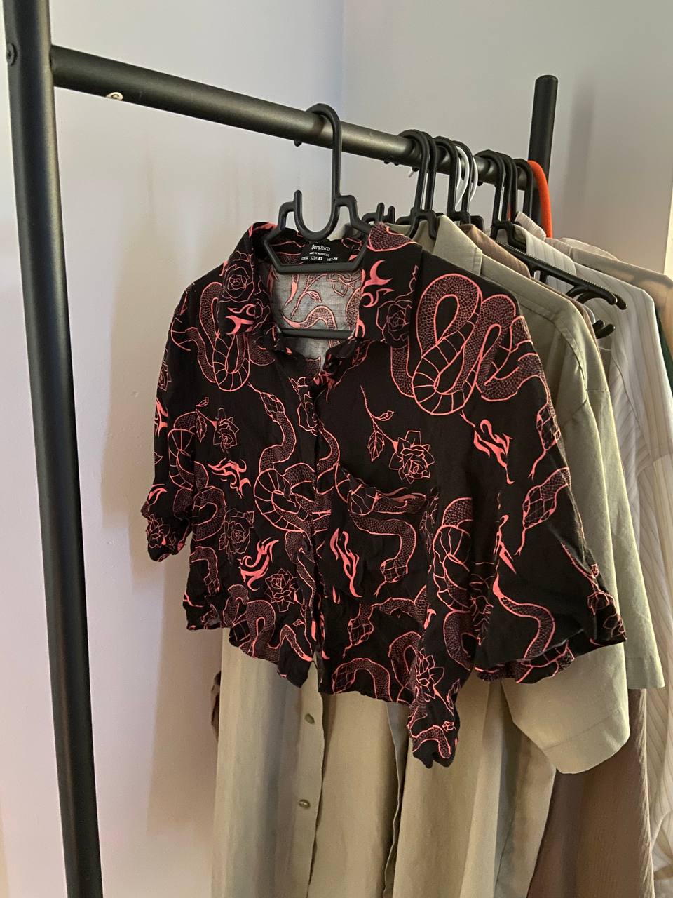 Рубашки и джинсы Bershka