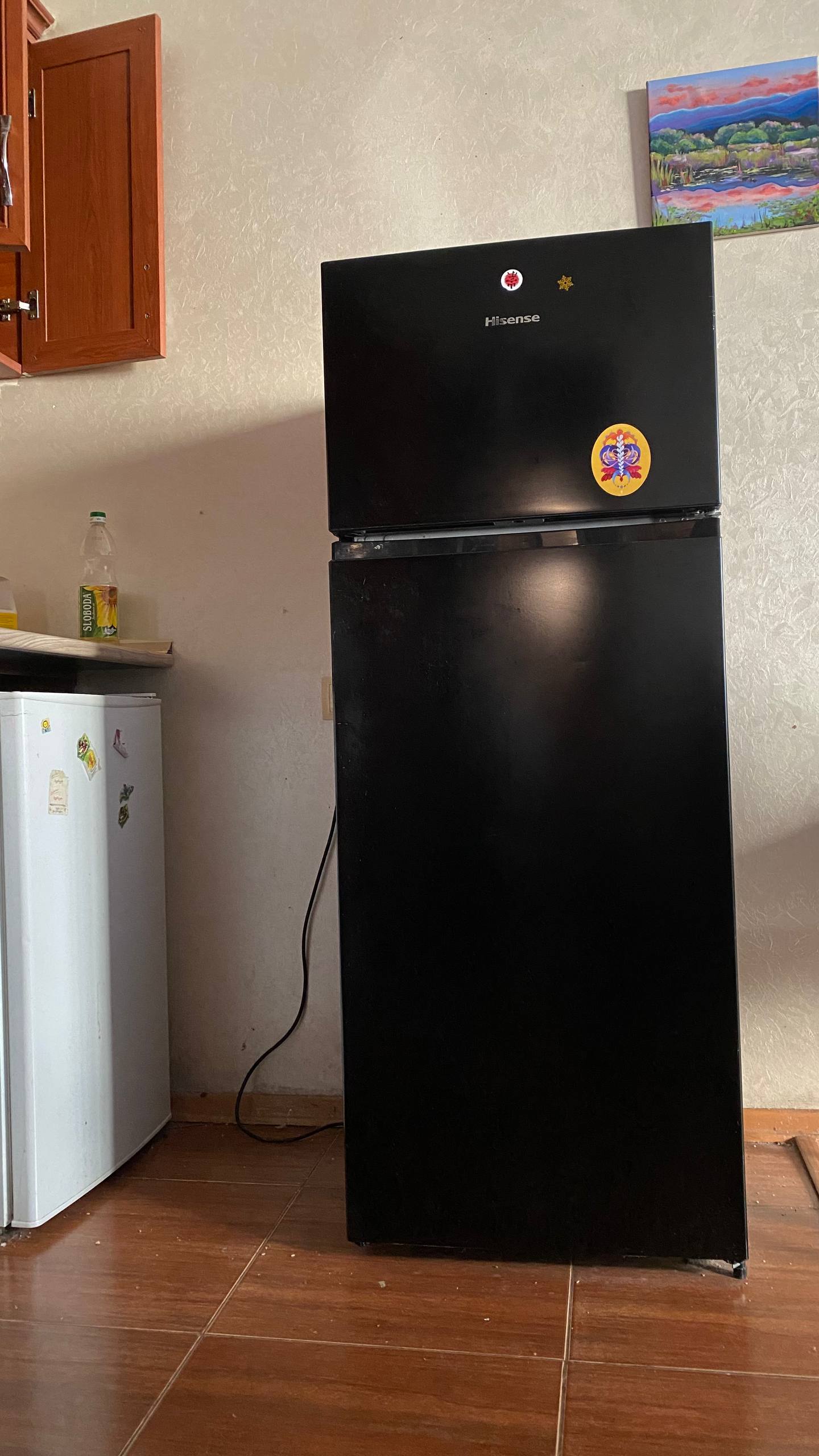 Холодильник Hisense