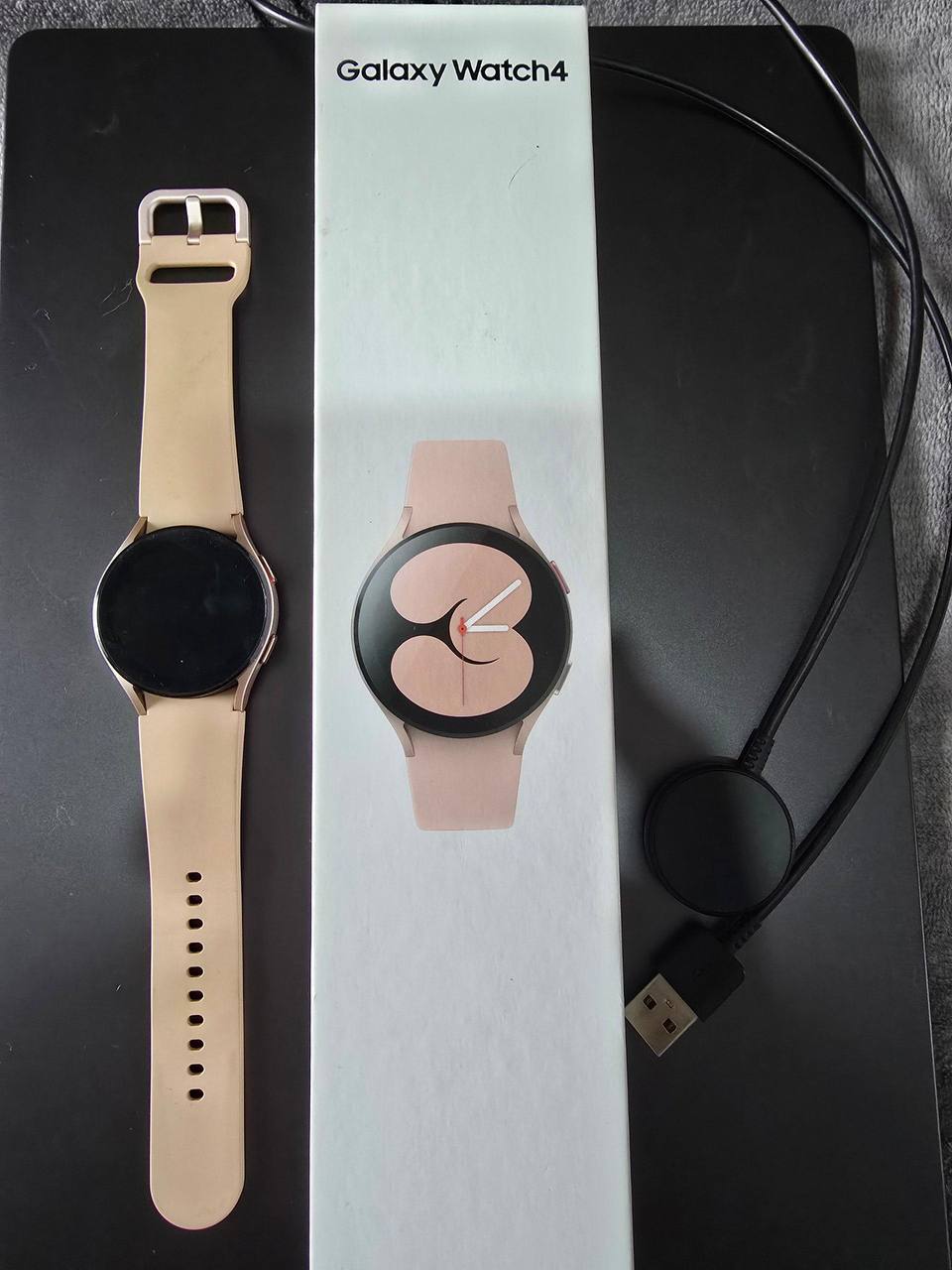 Умные часы Samsung Galaxy Watch 4 40 mm