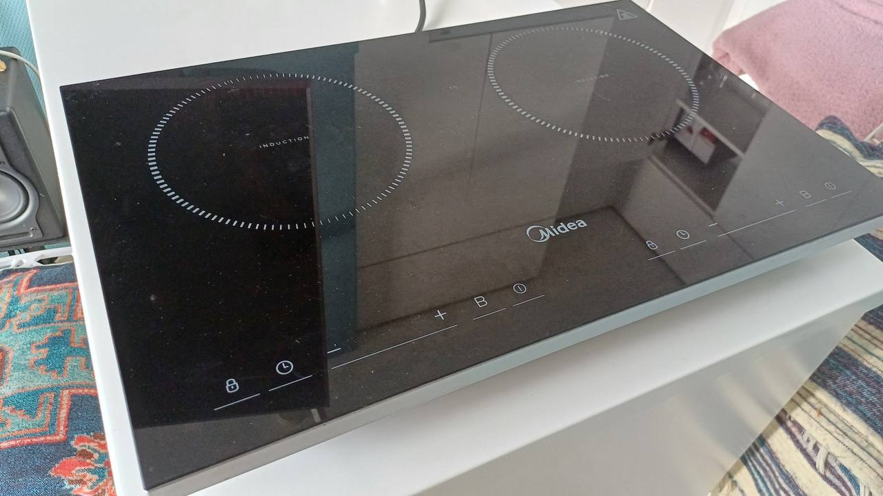 Индукционная плита Midea MC-ID358