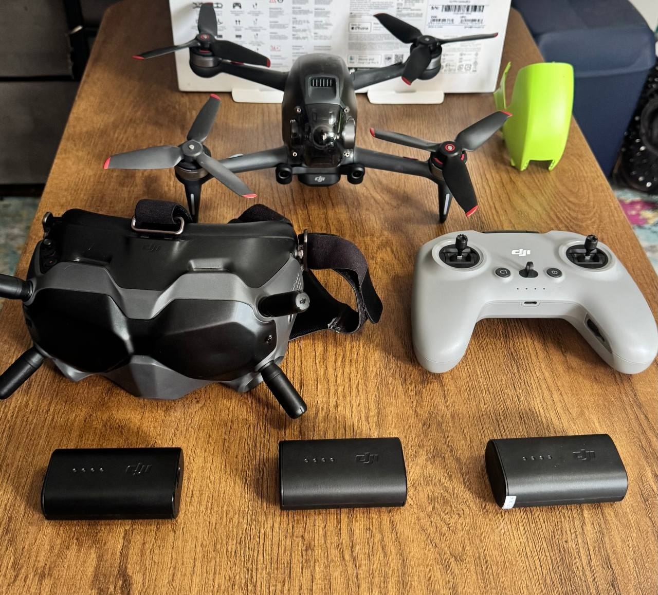 Дрон DJI FPV