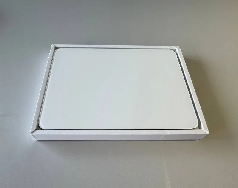 Apple magic trackpad (Трекпад). Последняя версия с usb type c.