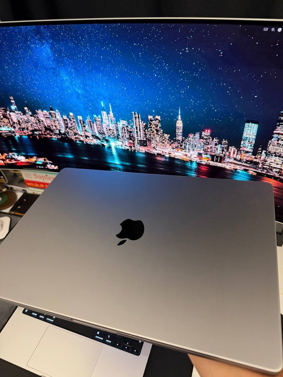 Ноутбук MacBook Pro 16 M1 Pro 16/512GB