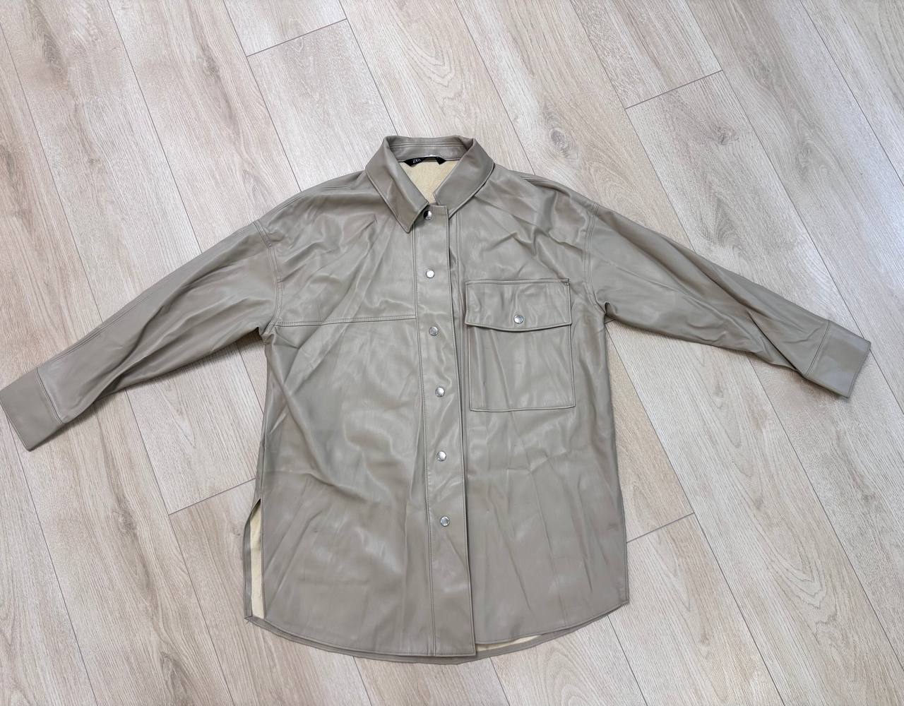 Рубашка Zara из экокожи